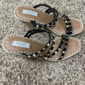 Steven New York wedges NWOB size 9